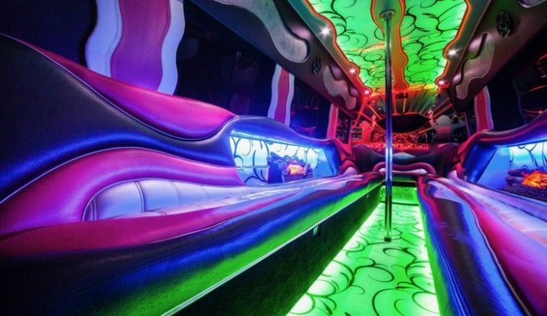 Wieczór panieński Warszawa - PARTY VAN
